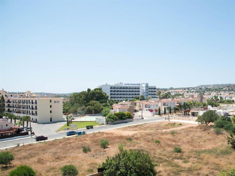Polycarpia Hotel Pernera Exterior photo